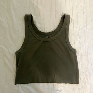 Cropped Ribbed Olive Green Tank